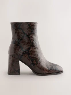 Chocoladebruin Slang - Forever Comfort® Square Toe Block Heel Ankle Boots