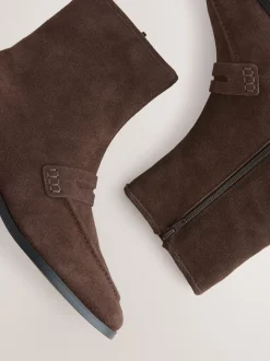Chocoladebruin suède - Forever Comfort® enkellaarsjes in loaferstijl