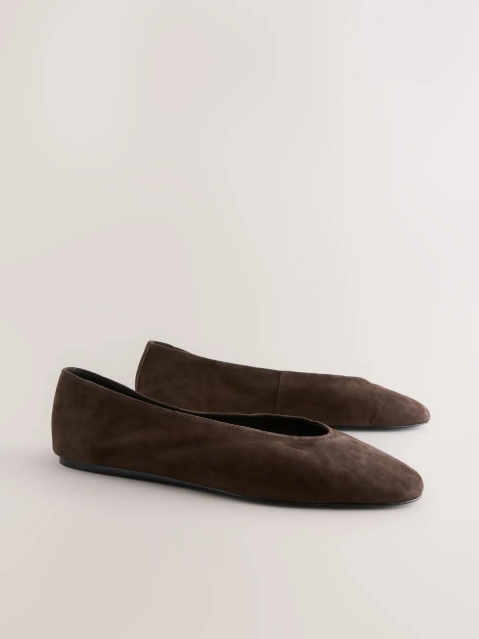 Chocoladebruin suède - Leren ballerina met ronde neus