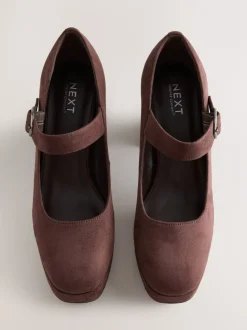 Chocoladebruine microvezel - Forever Comfort® Brogue Mary Jane Platform Blokhakken met Plateauzool