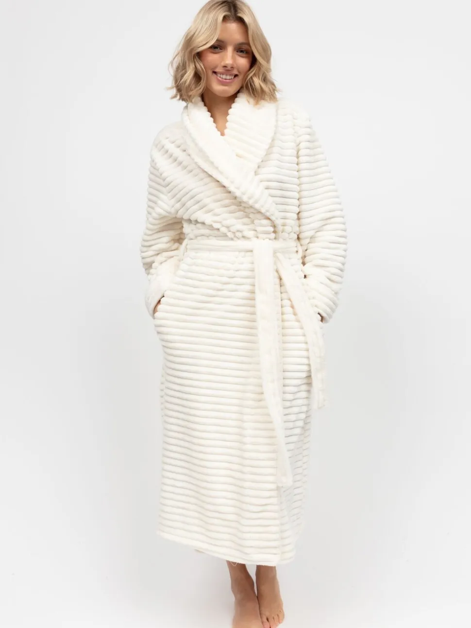 Crème - Cyberjammies Striped Sealskin Fleecy Dressing Gown
