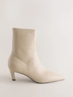 Crème - Forever Comfort® Pointed Toe Sock Boots