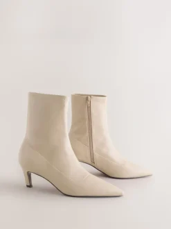 Crème - Forever Comfort® Pointed Toe Sock Boots