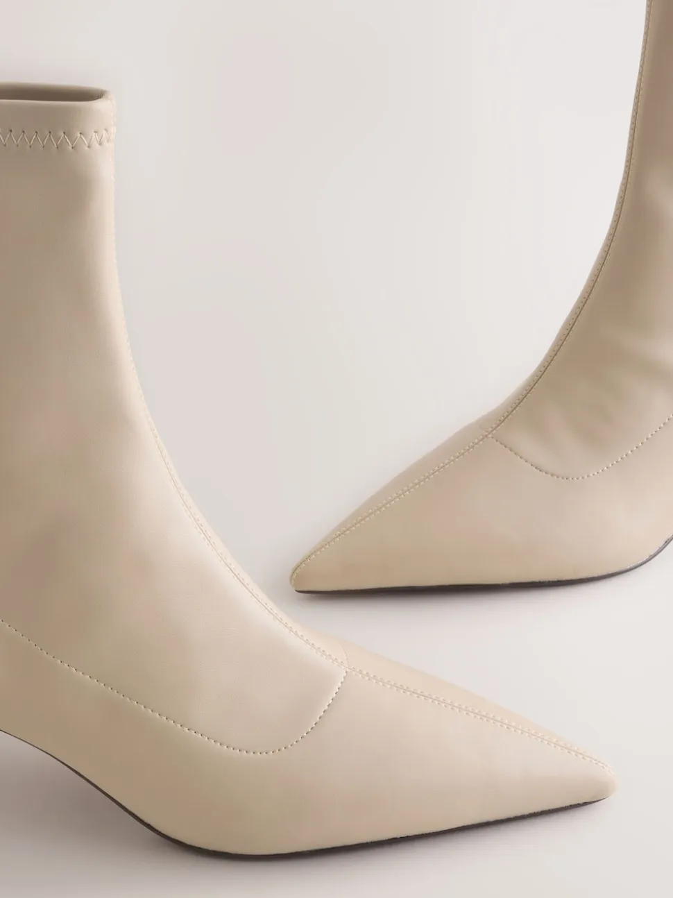 Crème - Forever Comfort® Pointed Toe Sock Boots