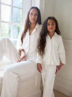 Crème - The Little Tailor luxe kerstpyjama van zacht aanvoelend velours