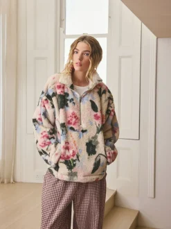 Crème gebloemd - Borg fleece met korte rits