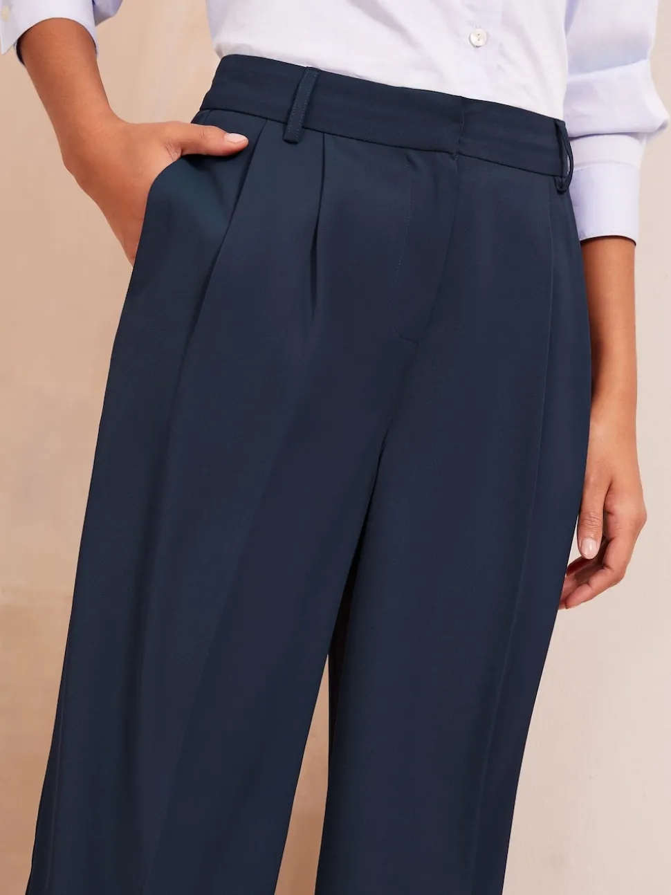 Donkerblauw - Friends Like These Premium broek met wijde pijpen en elastiek aan de achterkant