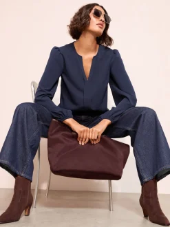 Donkerblauw - Friends Like These Long Sleeve Pleat Front Detail Blouse