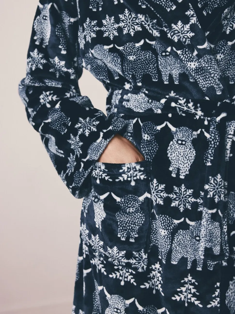 Donkerblauw - Matching Family Christmas Fairisle pattern Hamish The Highland Cow Dressing Gown