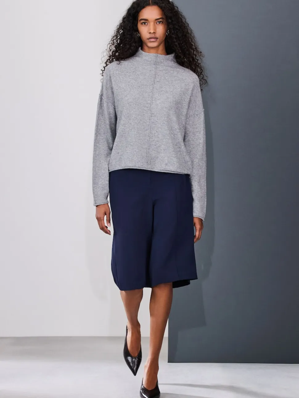 Donkerblauw - Modieuze lange shorts