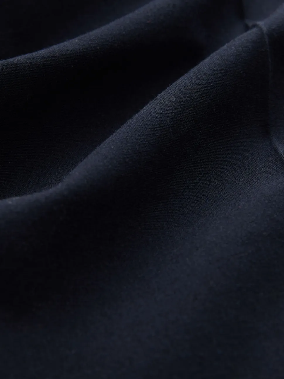 Donkerblauw - Nauwsluitende, op maat gemaakte broek van wol