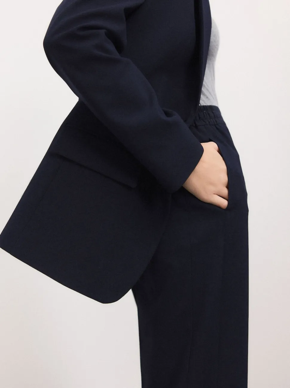 Donkerblauw - Op maat gemaakte blazer met enkele rij knopen van wol
