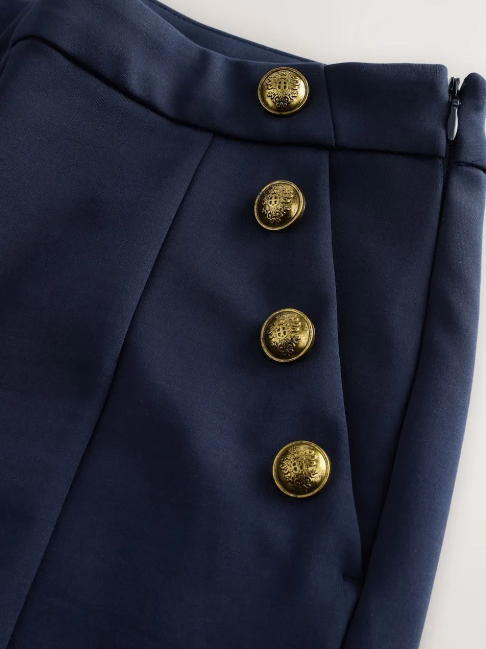 Donkerblauw - Ponte Broek met Wijde pijpen en goudkleurige knoopdetails