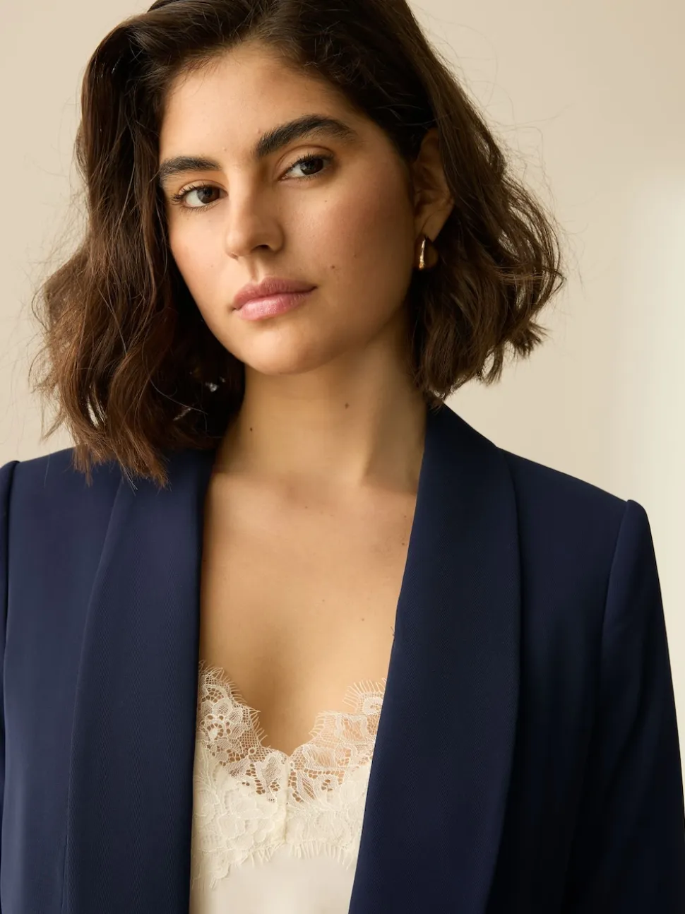 Donkerblauw - Ruimvallend blazer met gerimpelde mouwen