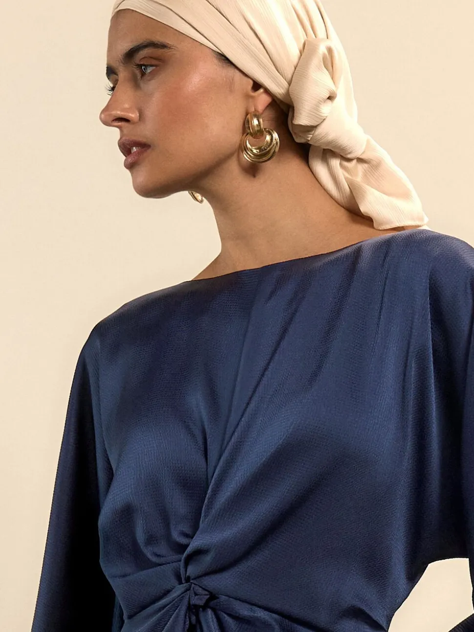 Donkerblauw - Twist Front Long Sleeve Satin Maxi Dress