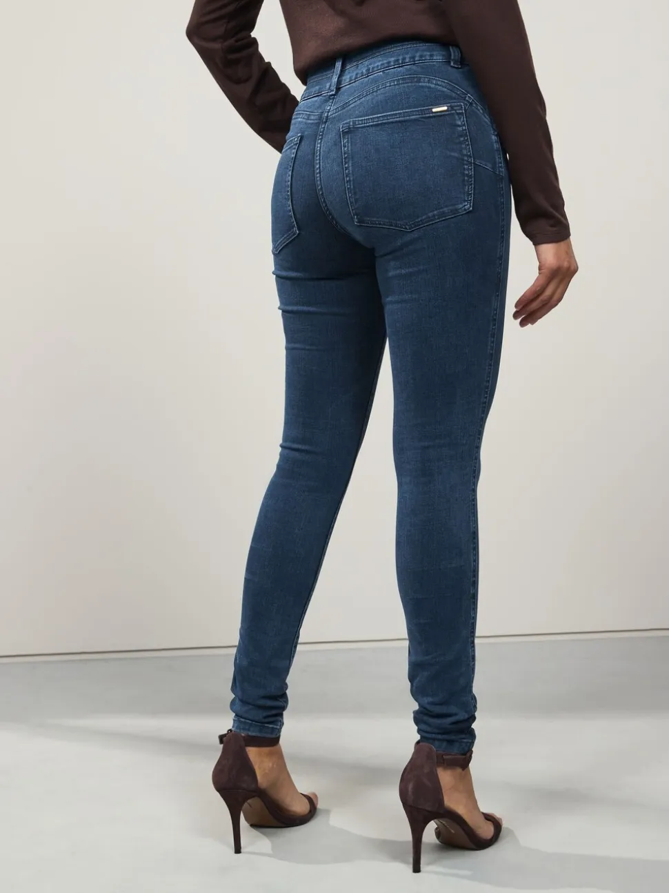 Donkerblauw denim - Skinny jeans met verlengings- en afslankeffect