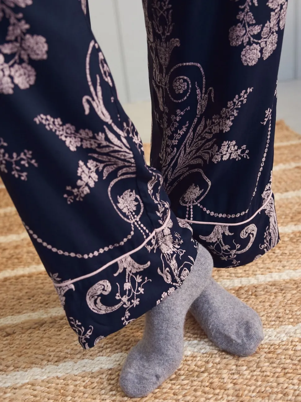 Donkerblauw/roze - Laura Ashley Josette pyjama met knopen