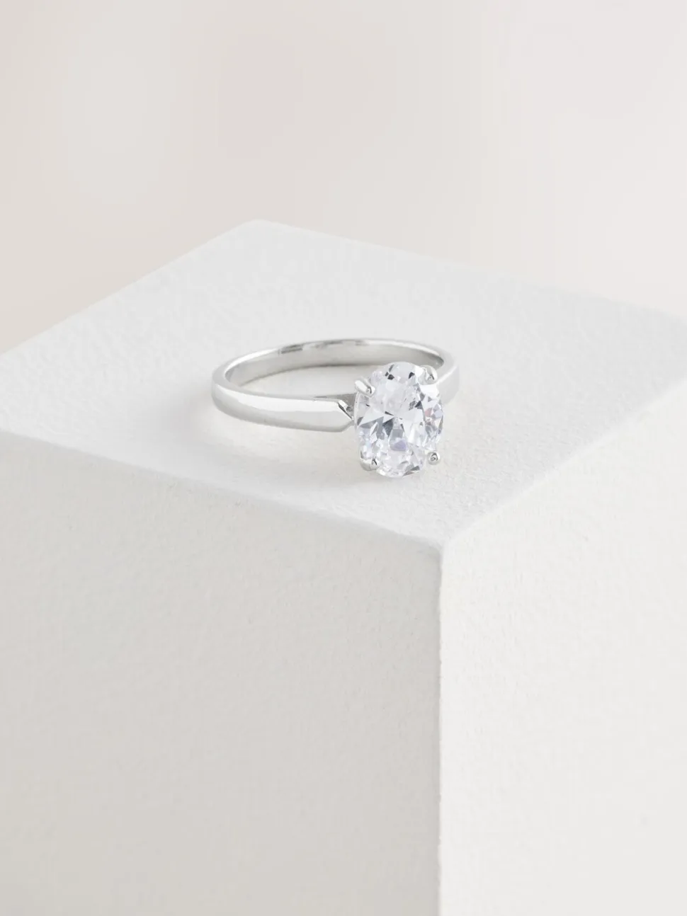 Echt zilver - Ovale solitairering