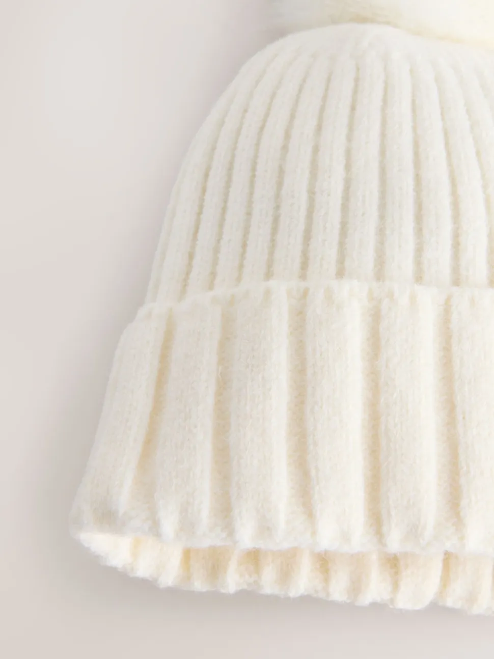 Ecru - Rib Knit Pom Hat