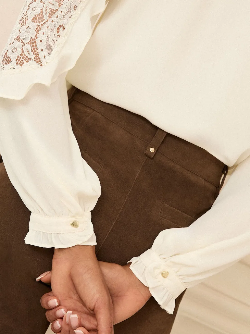 Ecruwit - Love & Roses Crew Neck Lace Yoke Long Sleeve Blouse