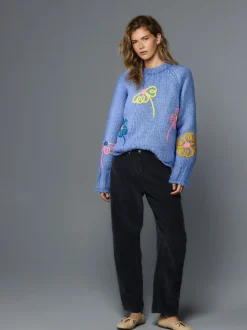 Felblauw met bloemenprint - Grofgebreide trui met ronde hals en wol