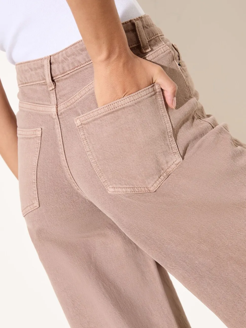 Friends Like These - Relaxte jeans met wijde pijpen
