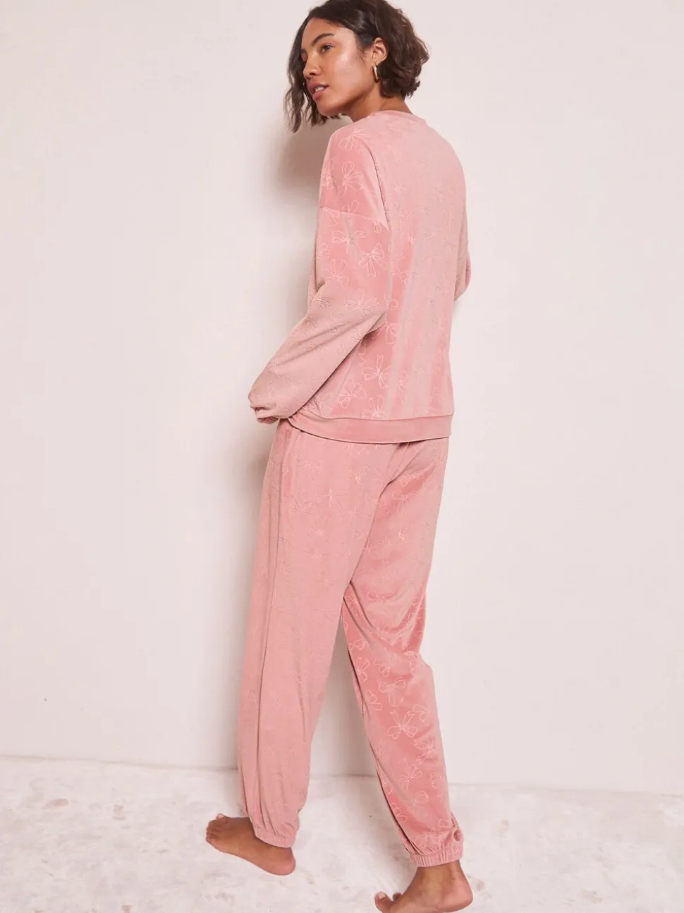 Friends Like These Bow Embossed Long Sleeve Pyjamas