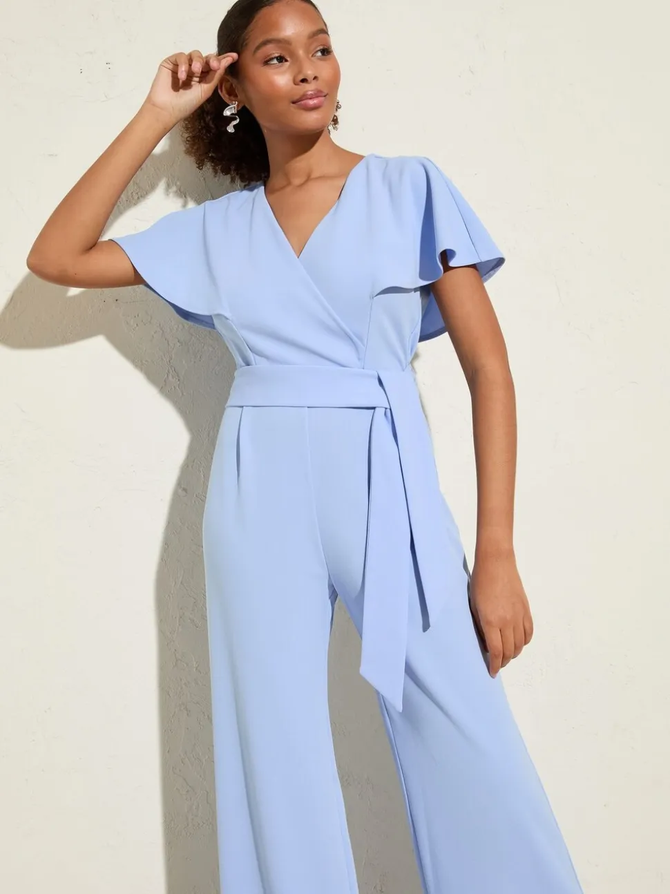 Friends Like These Jumpsuit met korte ruchemouwen en overslag in scuba-stof