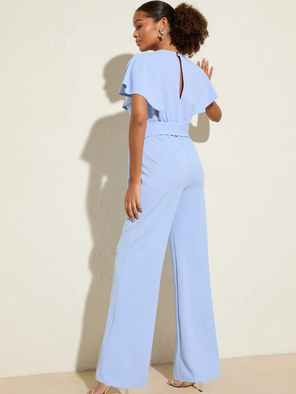 Friends Like These Jumpsuit met korte ruchemouwen en overslag in scuba-stof