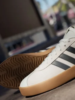 Gebroken wit - adidas - Sneakers VL Court 3.0