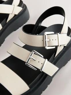 Gebroken wit - Sandalen met dikke zool en gesp