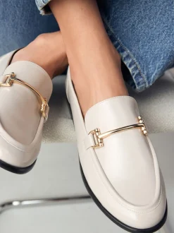 Gebroken wit - Trim Round Toe Loafers