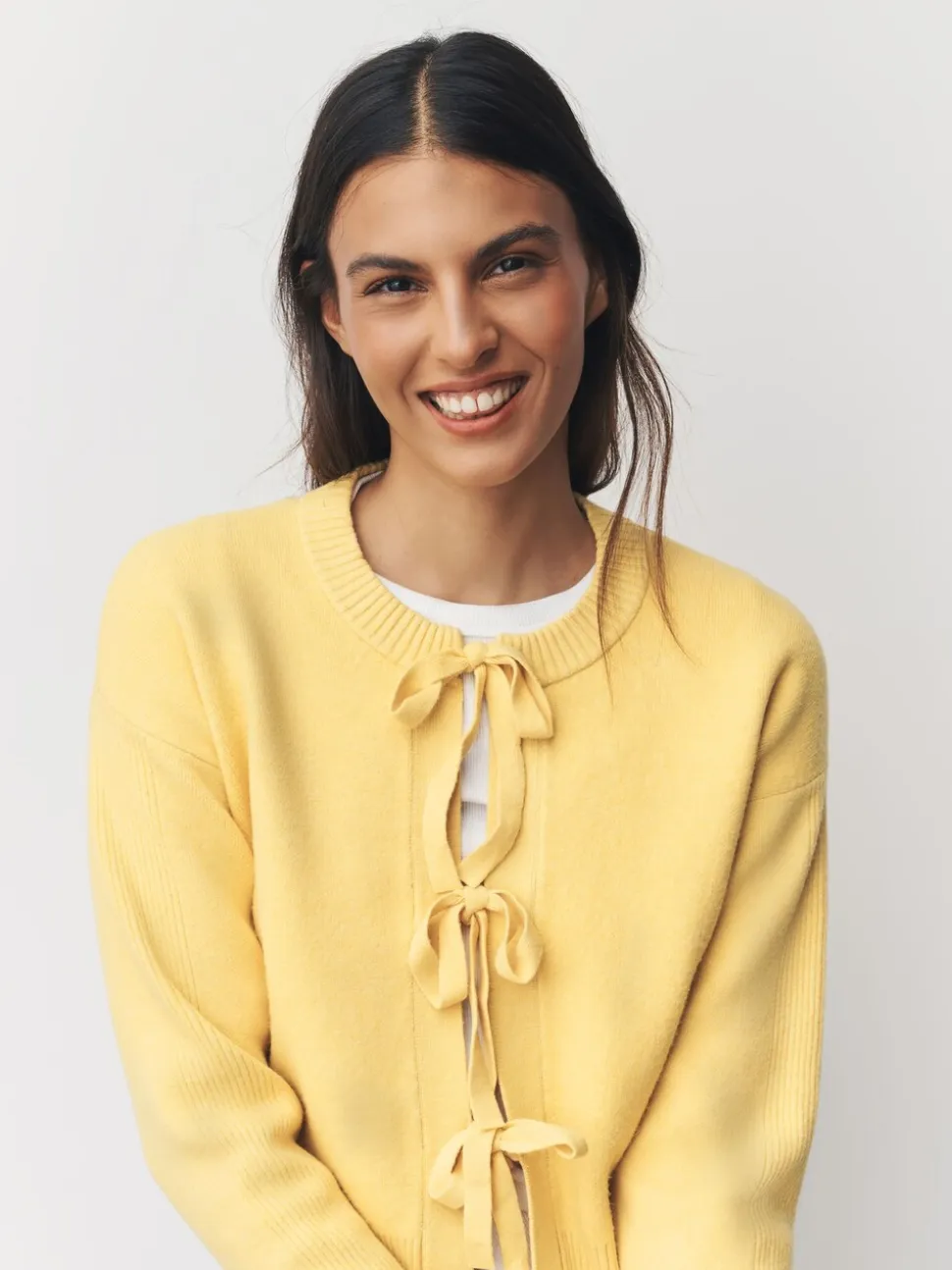 Geel - Supersoft Tie Front Knitted Cardigan