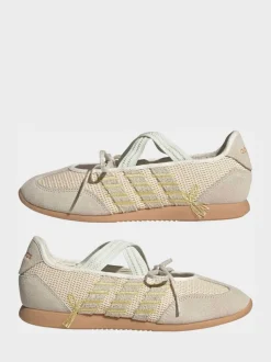 Goud - adidas Barreda Mary Jane Trainers