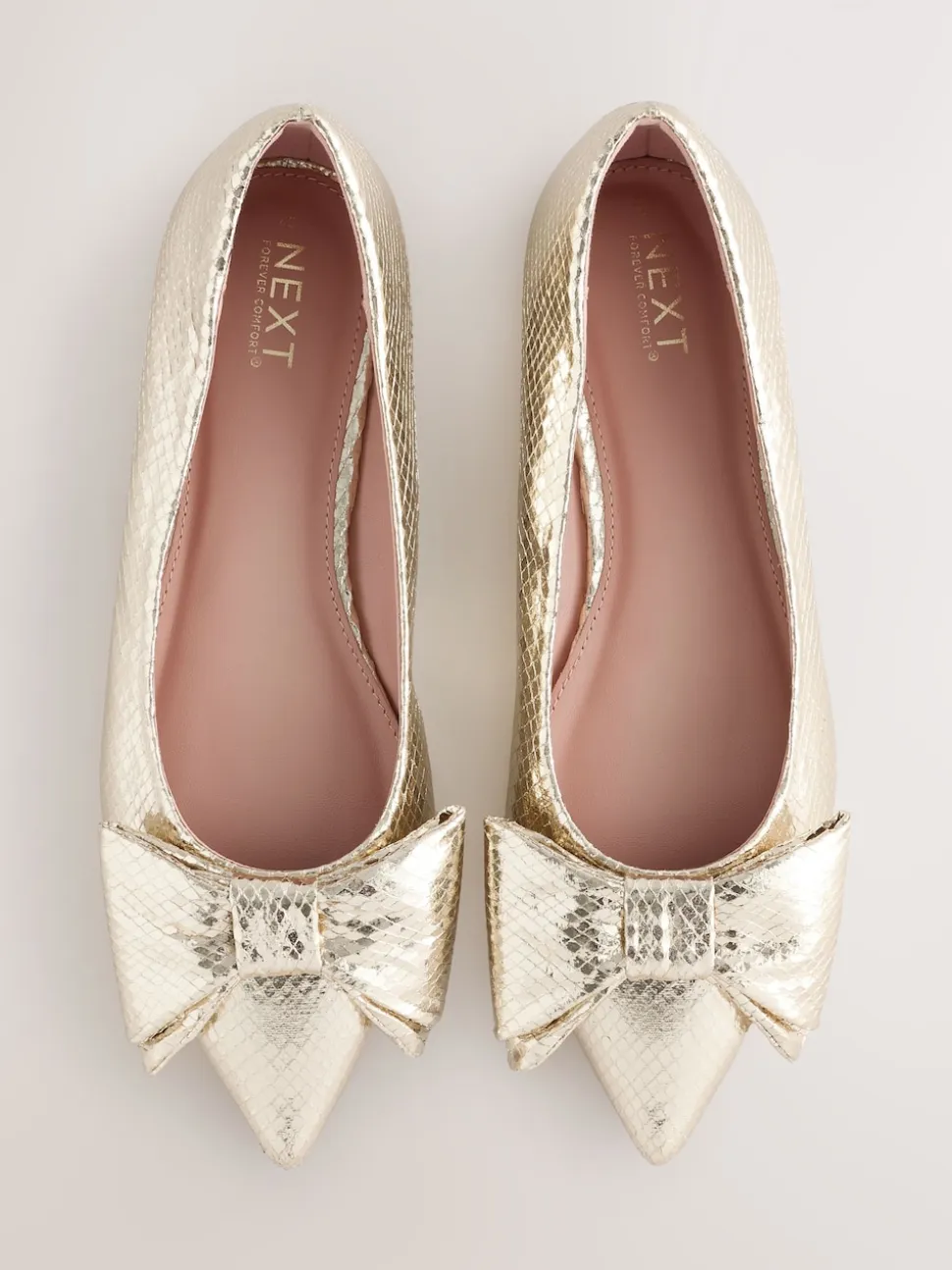Goud - Ballerina's met spitse neus en strik
