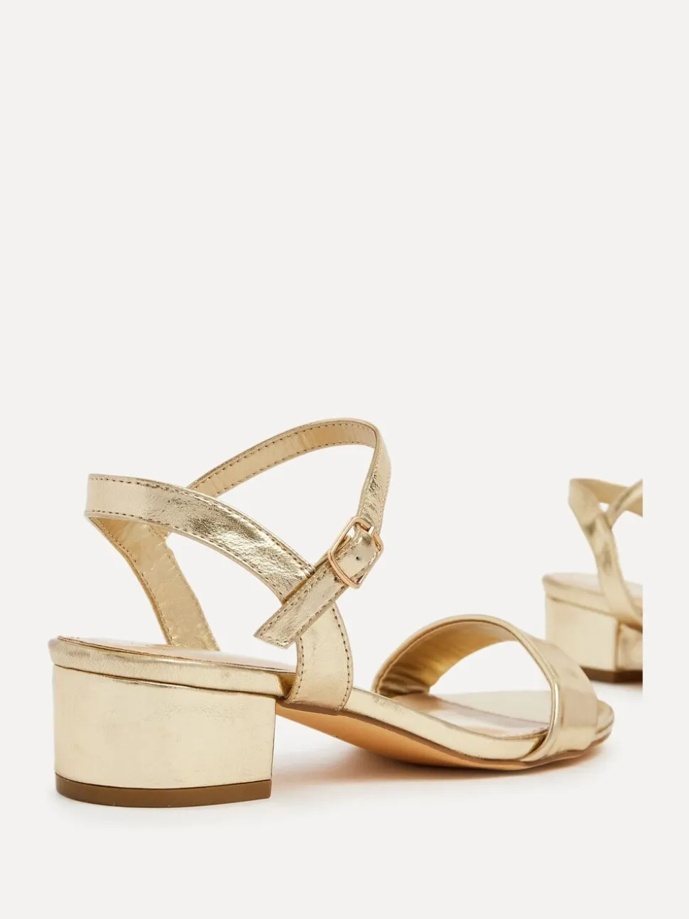 Goud - Linzi Kezzi minimalistische sandalen met lage blokhak