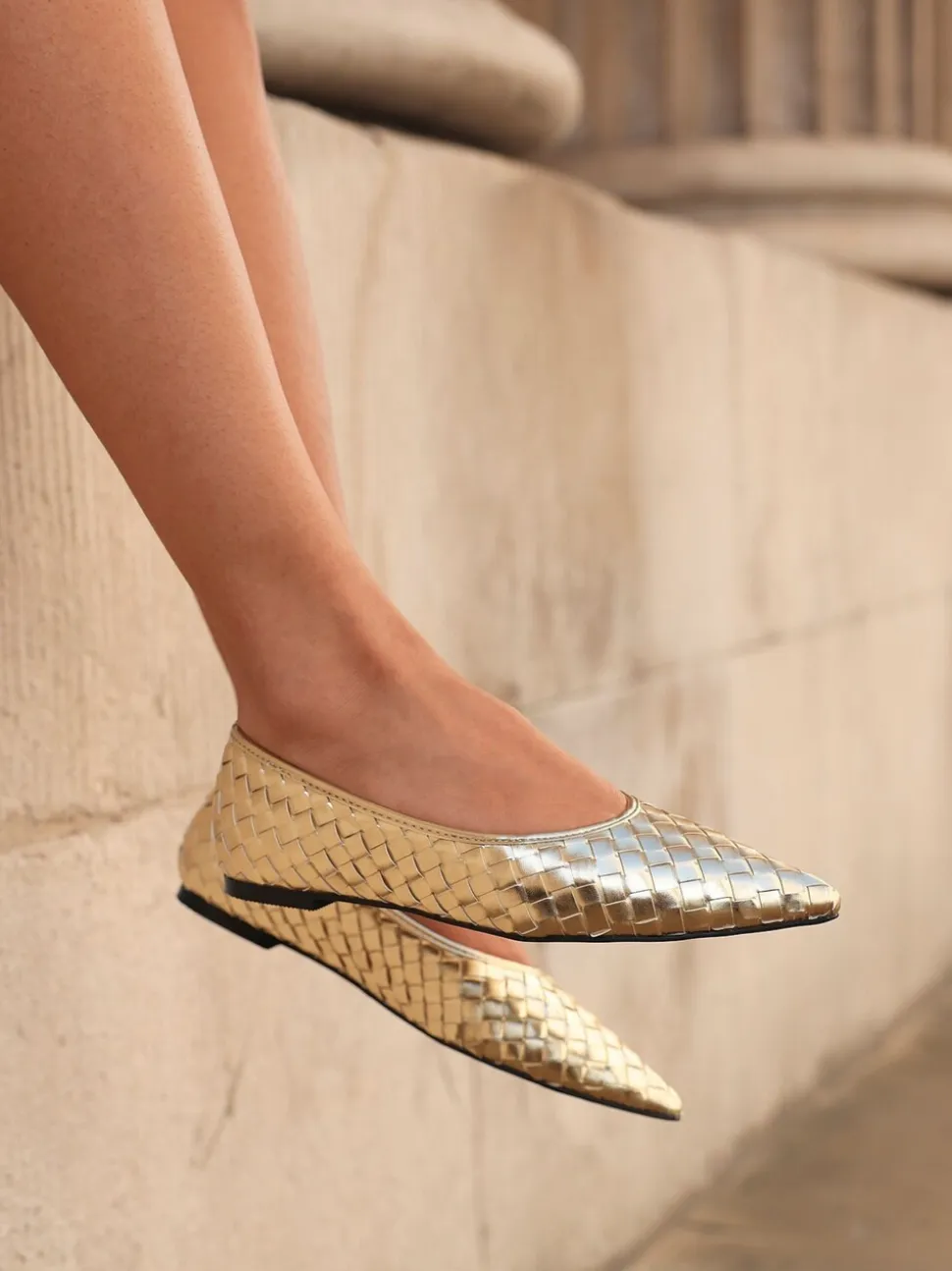 Goud - Linzi Talina Woven Pointed Toe Ballet Flats