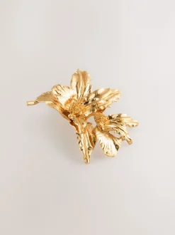 Goudkleurig - Bloemvormige broche