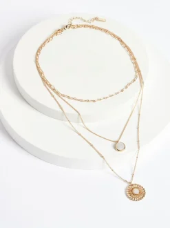 Goudkleurig - Ketting in 3 lagen met bloem