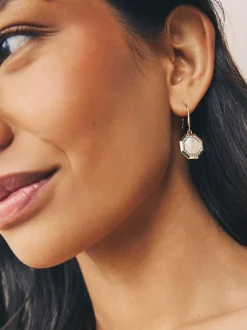 Goudkleurig - Mother Of Pearl Octagon Drop Earrings
