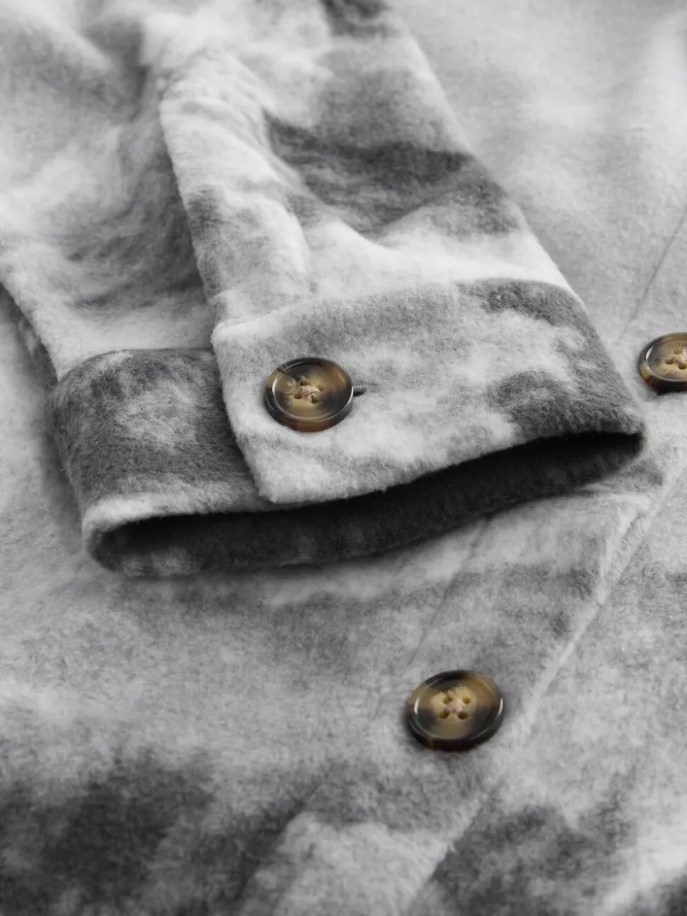 Grey Scene - Polar Fleece Shacket