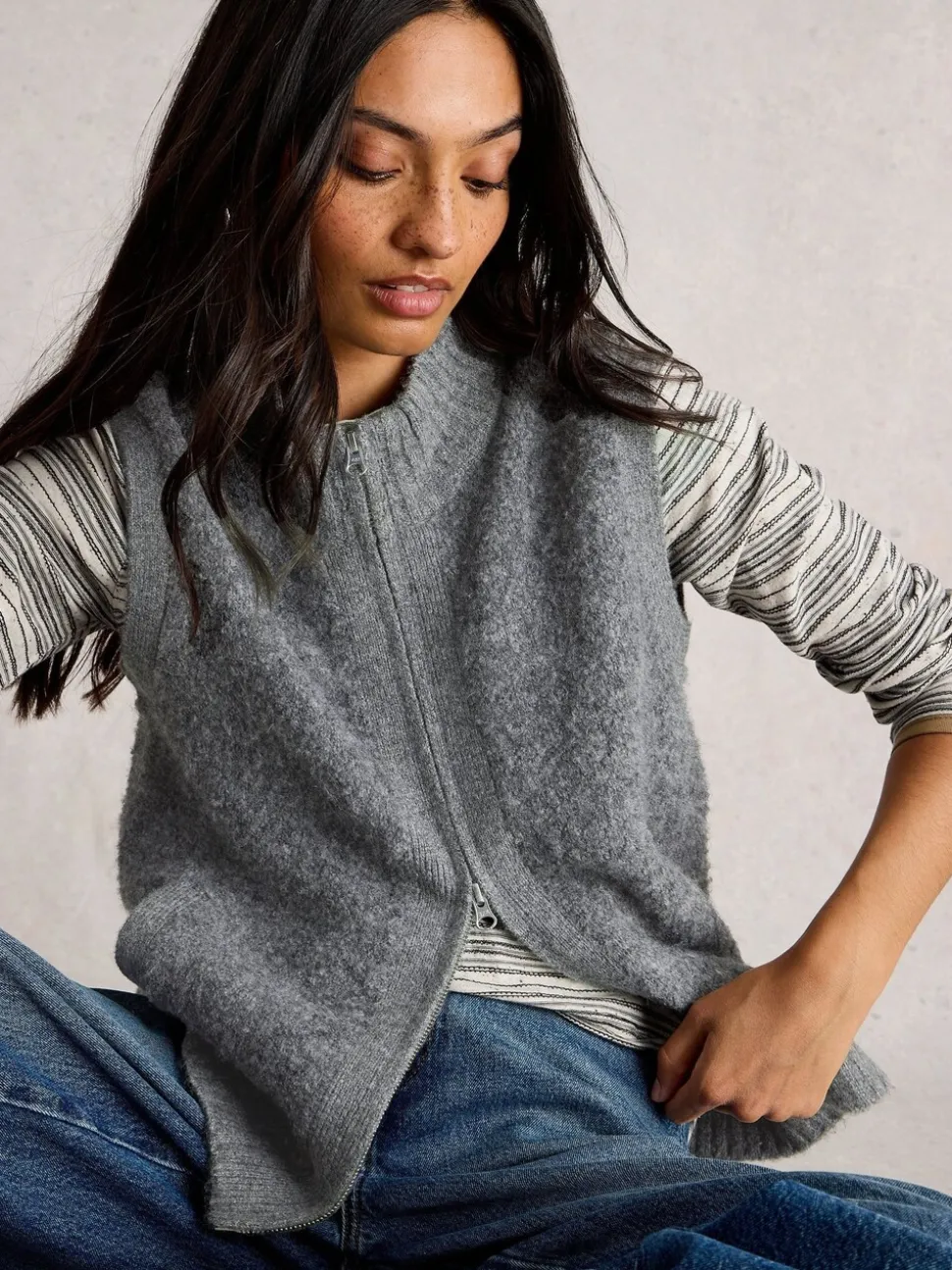 Grijs - White Stuff Boucle Gilet