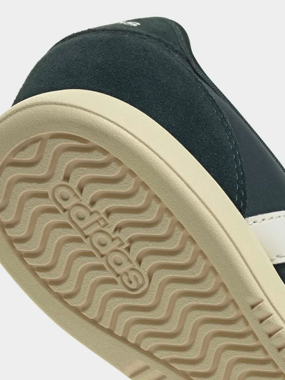 Groen - adidas Barreda Mary Jane Trainers