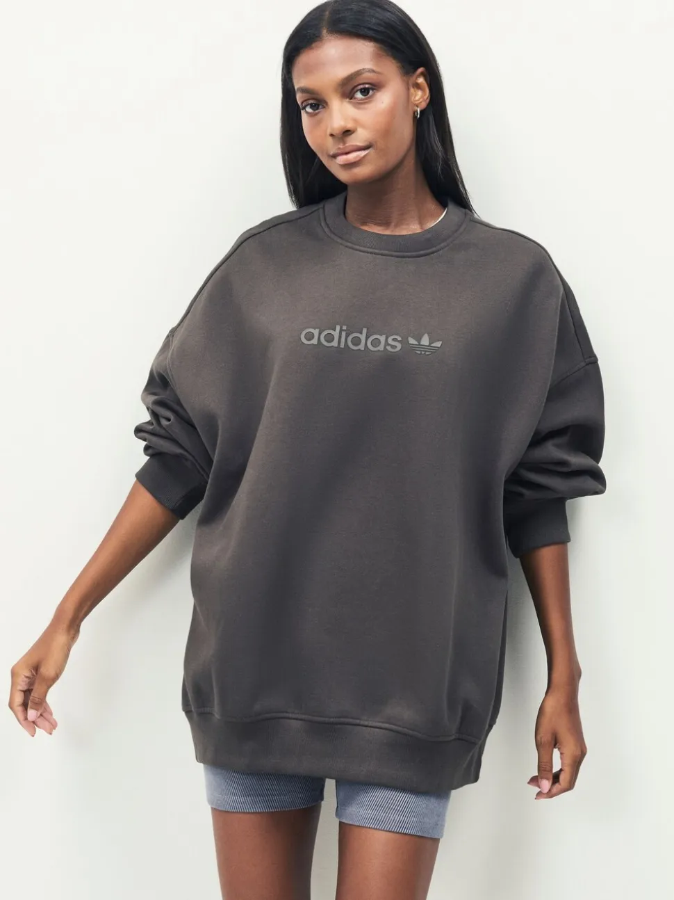 Groen - adidas Originals Essentials Linear Oversized sweatshirt met ronde hals