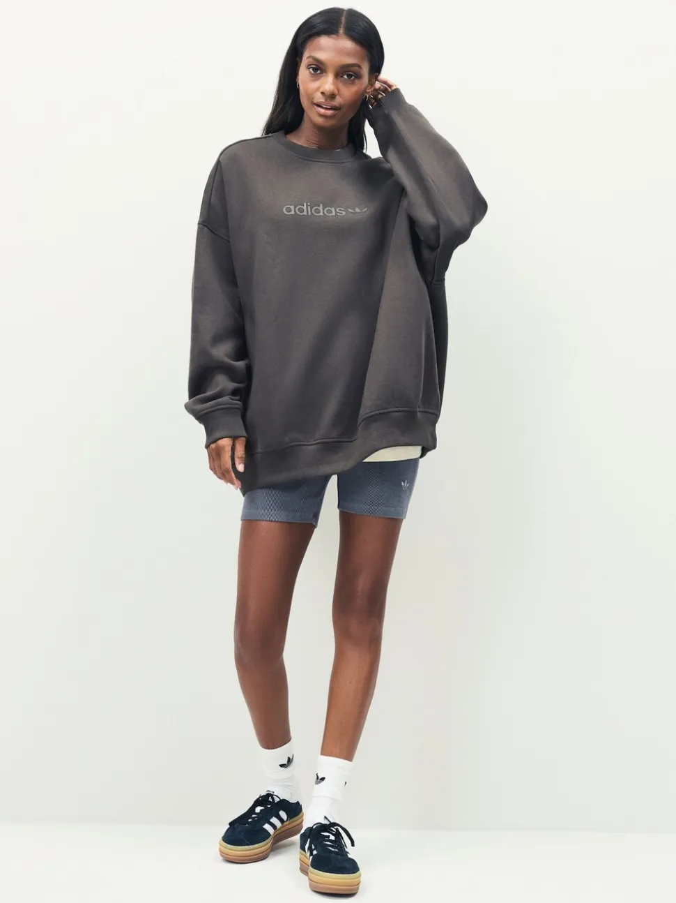 Groen - adidas Originals Essentials Linear Oversized sweatshirt met ronde hals