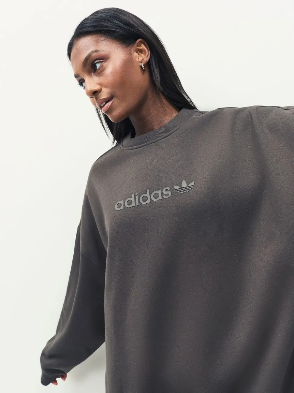 Groen - adidas Originals Essentials Linear Oversized sweatshirt met ronde hals