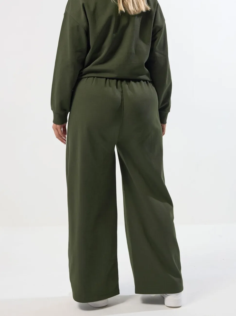 Groen - Yours Curve joggingbroek met wijde pijpen