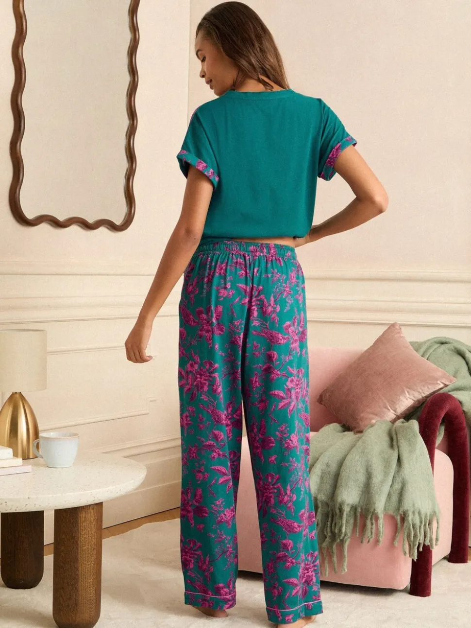 Groen en roze met bloemenprint - Love & Roses Short Sleeve Printed Bottom Jersey Pyjamas Set