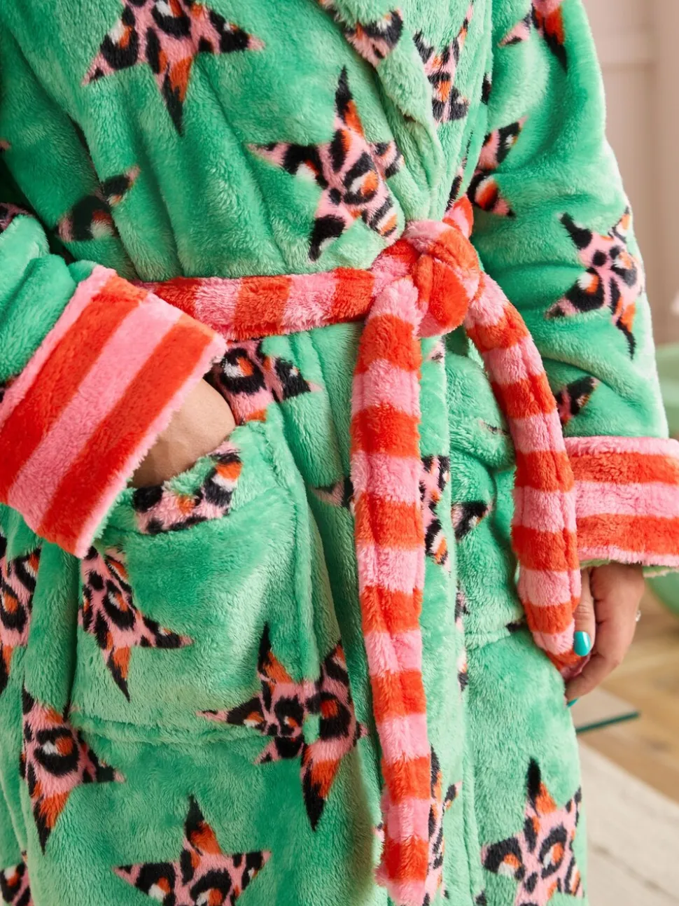 Groen met luipaardprint - Eleanor Bowmer Leopard Print Fleece Robe