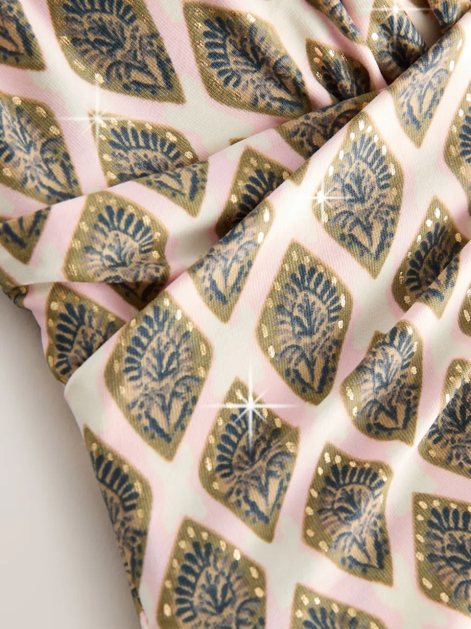 Houtblok Khaki Groen/Cream folie - Utrim Diep uitgesneden zwempak met buikcorrectie